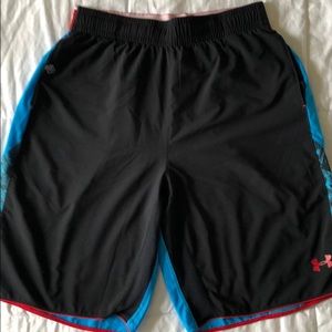 Under Armour Athletic Shorts - Large